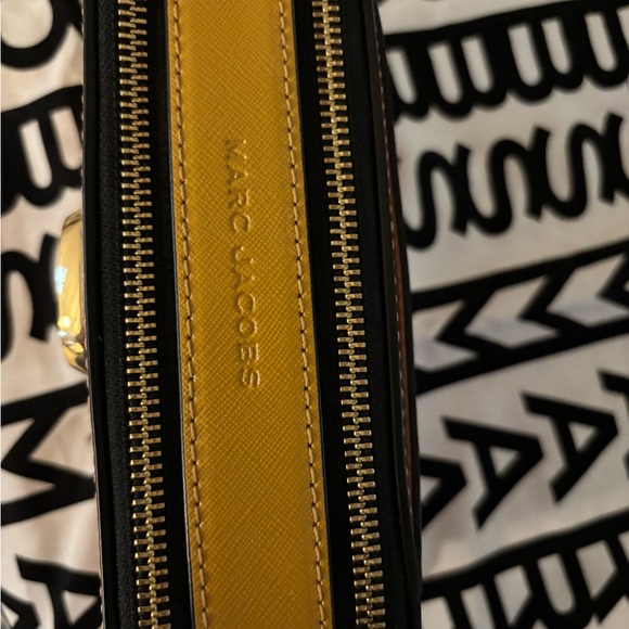 Marc Jacobs Snapshot rose multi color bag with 2 straps - Picture 8 of 11